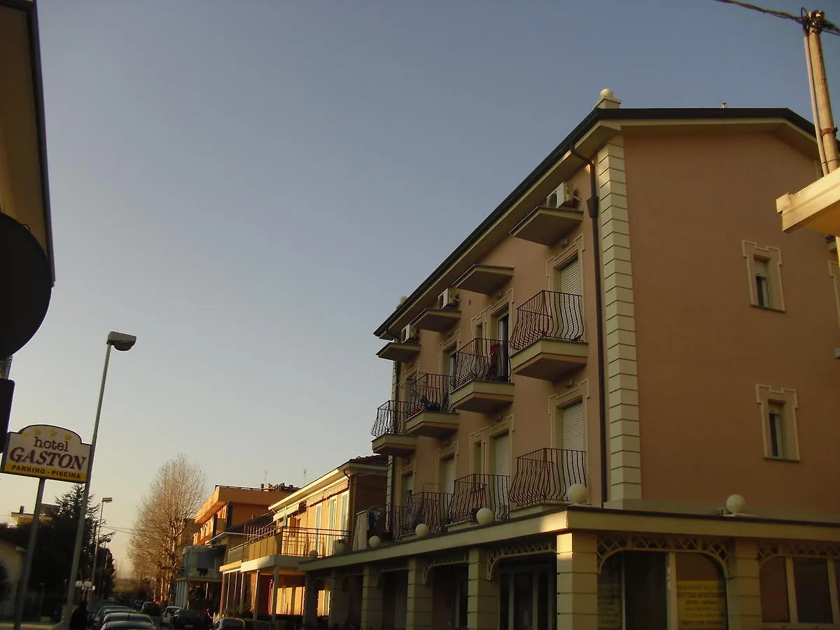 Residence Uno Studio&Suites Rimini Italië